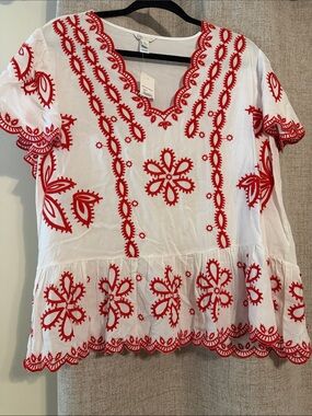 NWT Cato White & Red Embroidered V-Neck Women's Top XL
